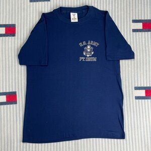 Vintage United States US Army Ft. Drum short sleeve tee shirt